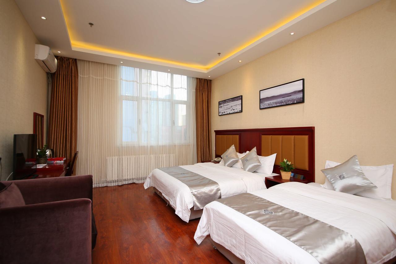 Chonpines Hotel Changchun Exterior photo