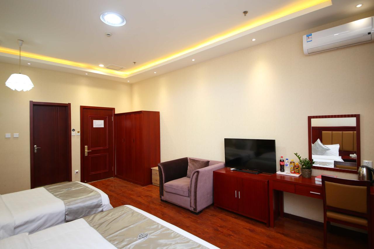 Chonpines Hotel Changchun Exterior photo