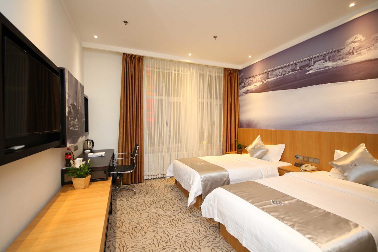 Chonpines Hotel Changchun Exterior photo