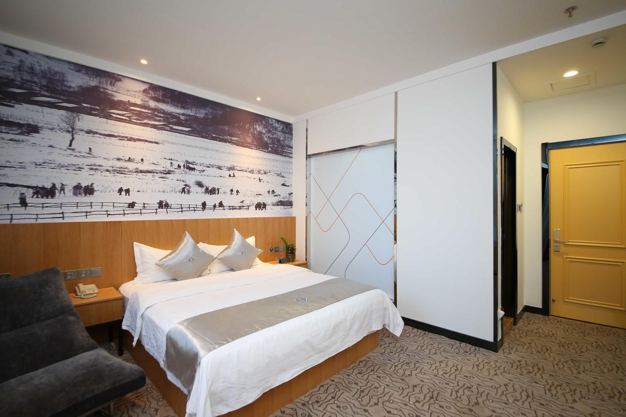 Chonpines Hotel Changchun Exterior photo